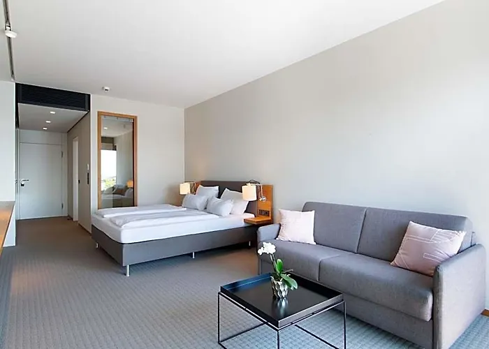 The Rainvilleterrasse 4*